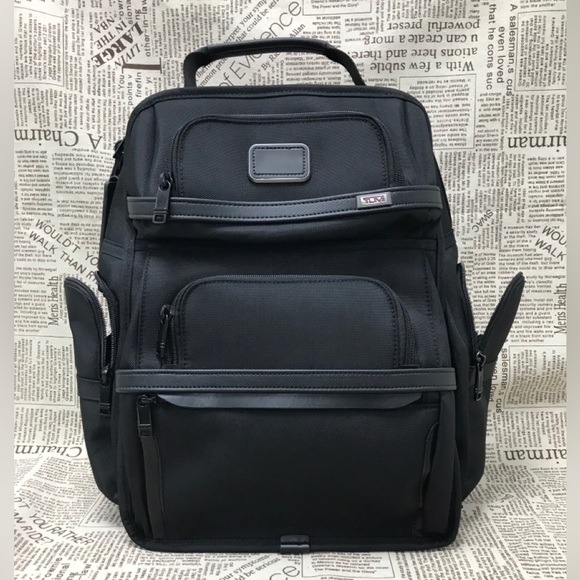 🍦🦄✨MEN'S ALPHA BRIEL BACKPACK IN BLACK✨ - Picture 1 of 12